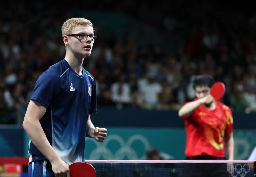 曼城队凭借 曼城队凭借