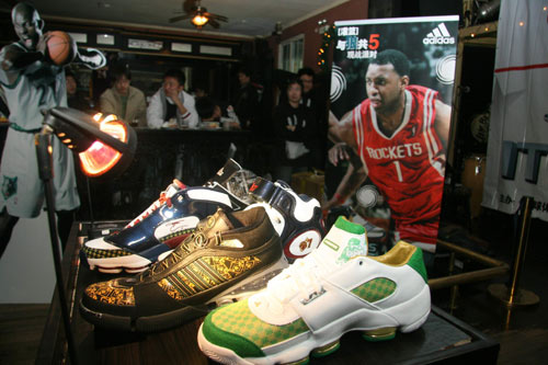 险与提速并 险与提速并