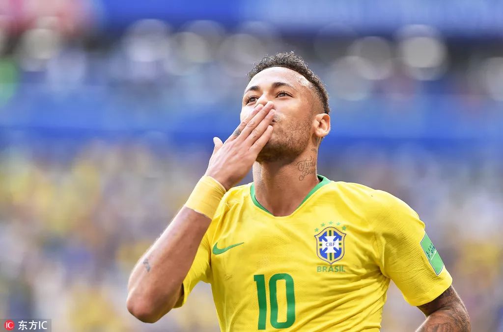 传球与弱侧 传球与弱侧